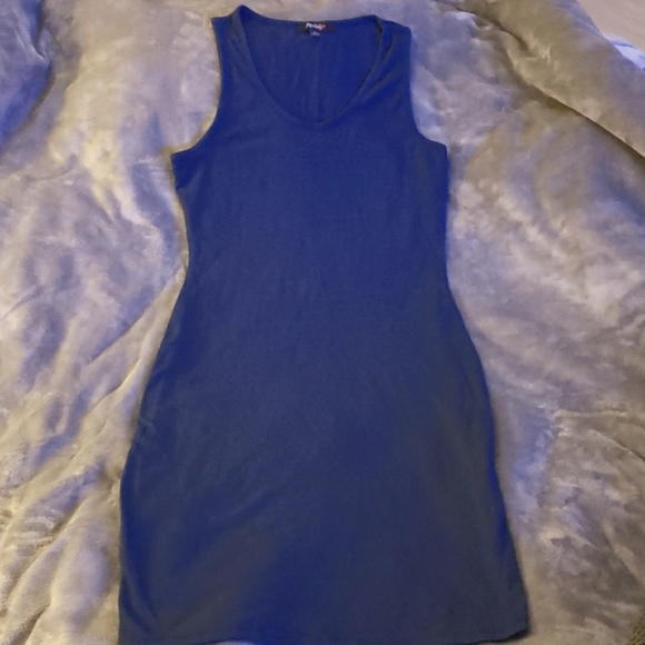 Womens dress - Picture 4 of 6